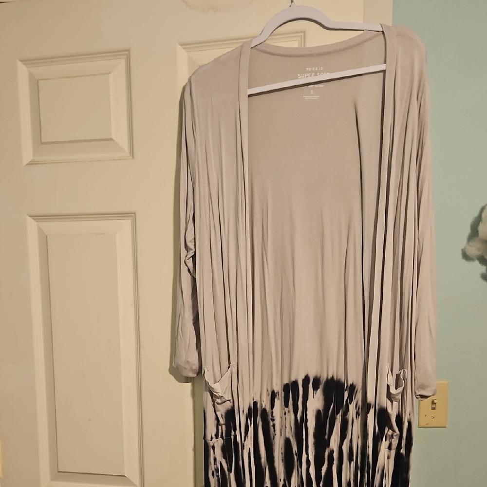 Torrid Light Gray Super Soft Top